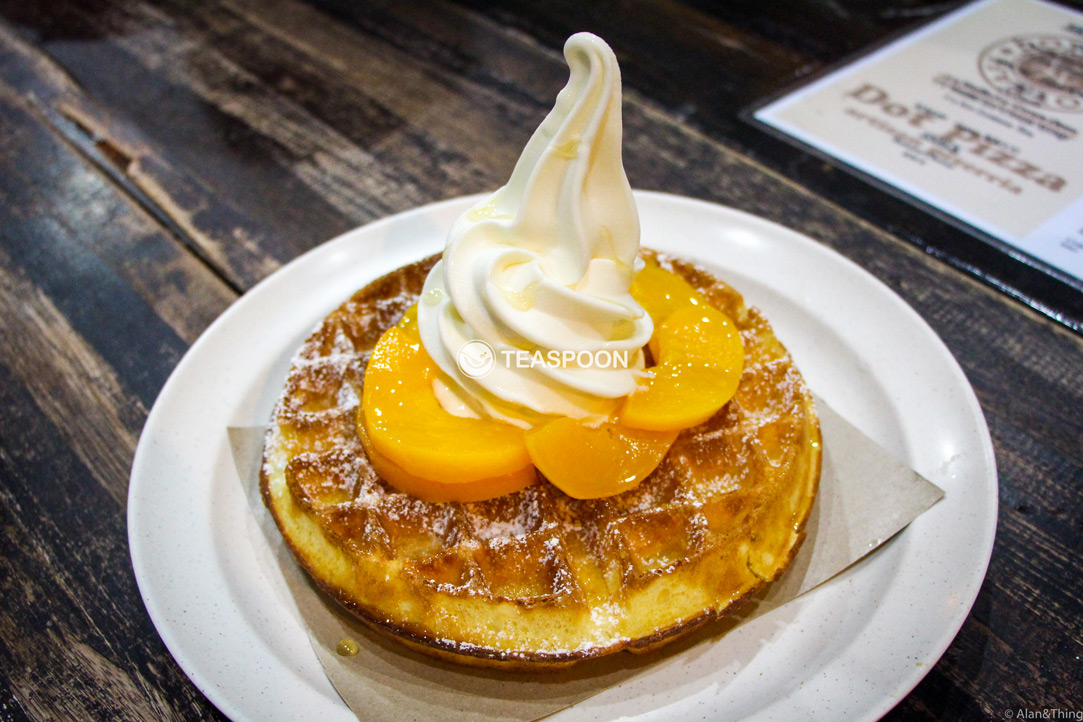 【Kuching Must Eat】Best Waffles & Ice Cream in Town! Teaspoon